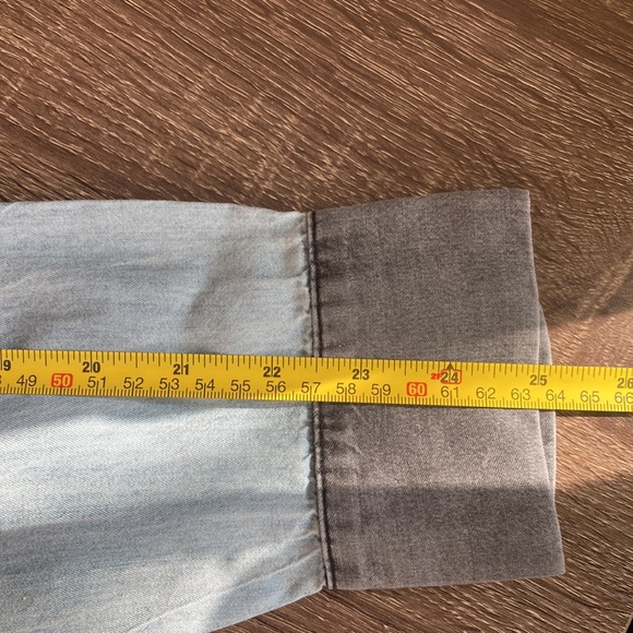 NWT EESome Small CONTRAST TENCEL DENIM TOP Blue & Gray - Picture 9 of 9